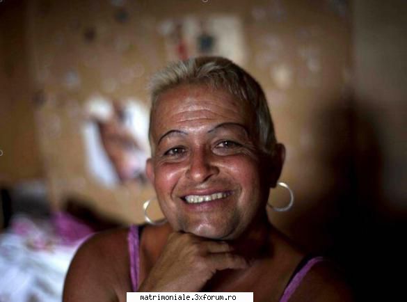 sunt marinela am 38 de ani si sunt 50� pentru o partida de sex. fac oral, anal. putem incerca si