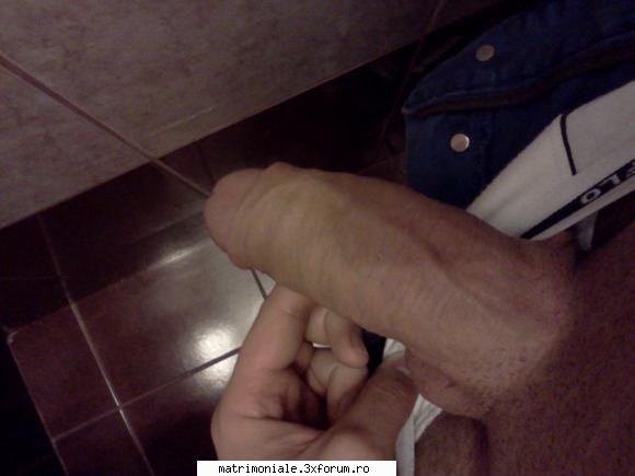 fata caut sex