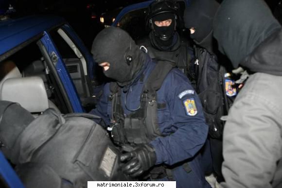 orgie baga careva noi?      futem bine
