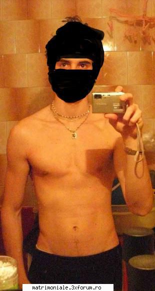 caut pula mica buna, ani fetish pentru baietii pula mica. excita grozav. sunt foarte deschis