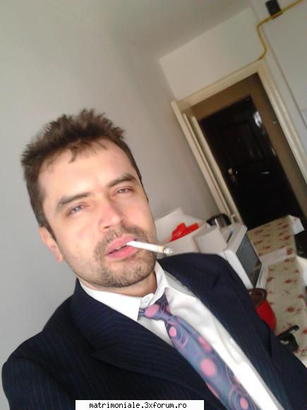 gay pasiv activ sunt vladimir din galati,am ani ,vreau cunosc baiat super bun pat ,sa fie versatil