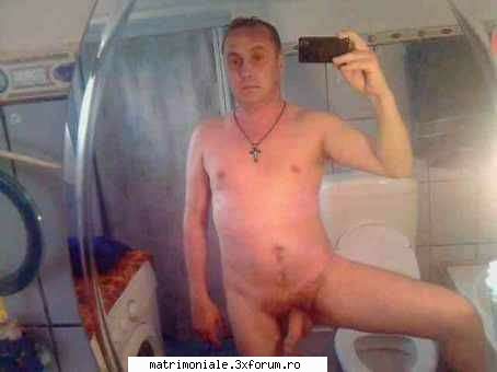 Cuplu sau barbat dragut - va astept in privat - Gay