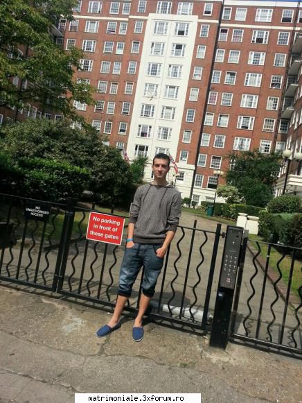 Cuplu sau doamne singure - Tanar,28 Dotat 21 cu 5,curat ,foarte foarte - Cupluri
