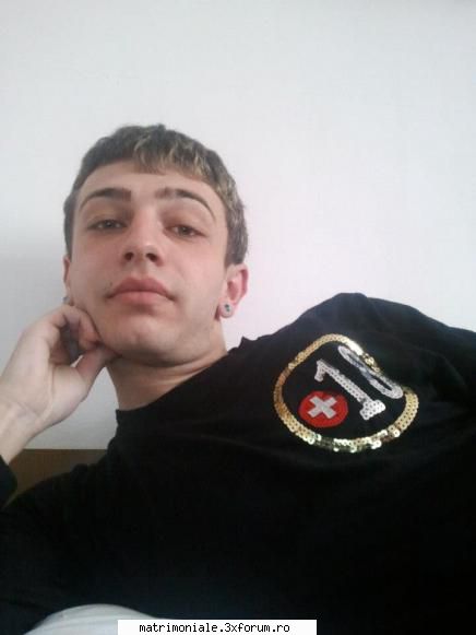 Ofer Masaj si Sex de Calitate Domnilor Generosi - Femeile pentru mine nu exista nu sunt bune de - Anunturi