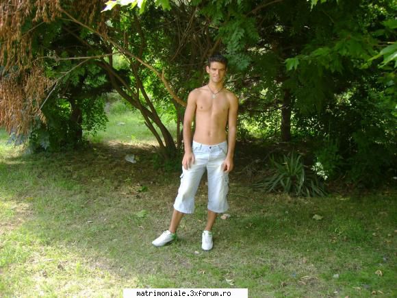 Sexescort - Sunt un tanar dragus, 25 ani, Braila, ofer - Gay