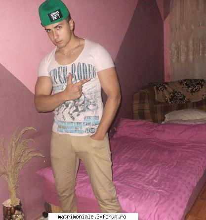 Sug pula petrosani - Vrea careva sa ii sug pula? Nr de tel pt contact - Gay