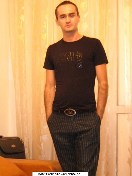 bum - caut femei pentru o relatie de scurta durata - Intalniri
