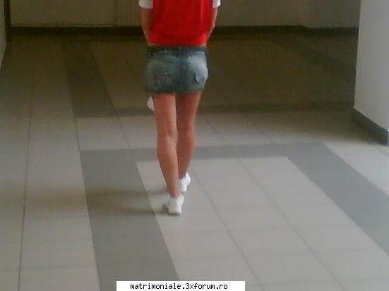 fetite sex - ma place careva??? - Femei
