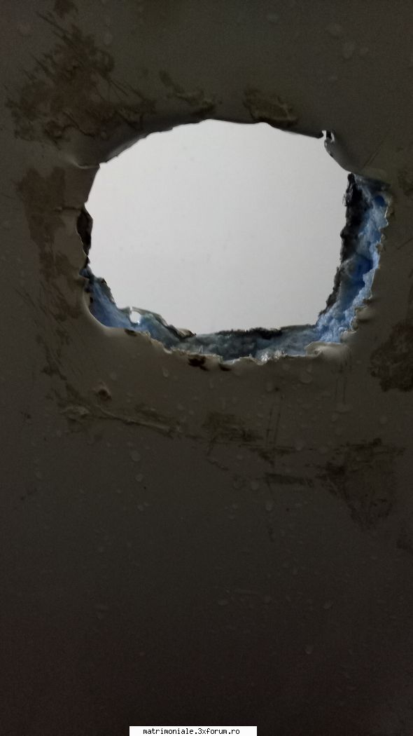 gloryhole - Va astept LA targ vitan a doua toaleta - Gay