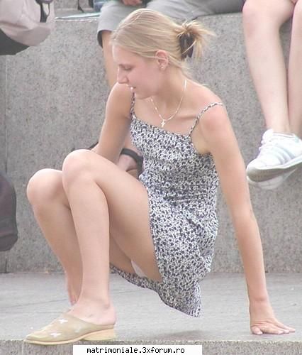 upskirt - robert - Femei
