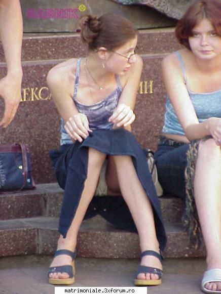 upskirt - upskirt ce proasta e - Femei